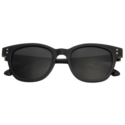 DEBBIE – Black Frame Sunglasses (Smoke Gray)